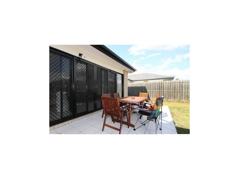 8 French Court, Redbank Plains QLD 4301