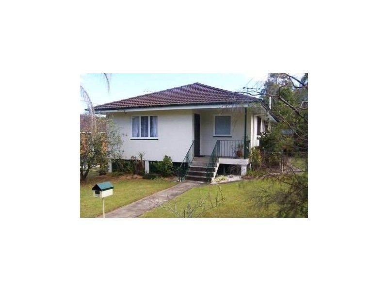 10 Douglas Street, Woodridge QLD 4114