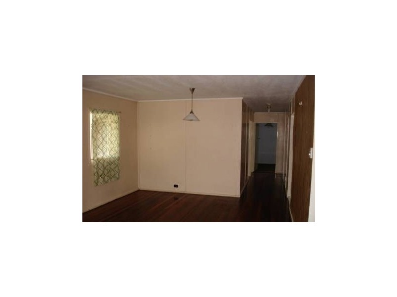 10 Douglas Street, Woodridge QLD 4114