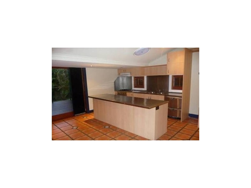 36 Johnston Street, Southport QLD 4215