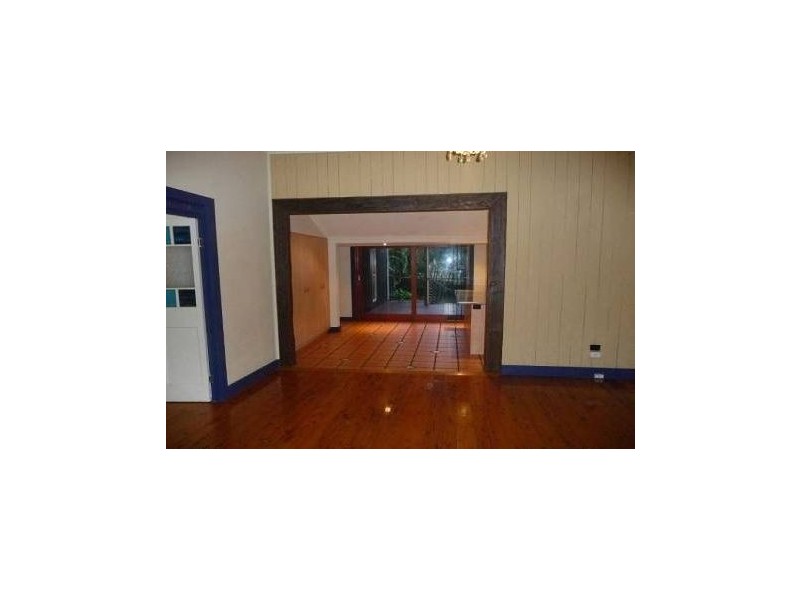 36 Johnston Street, Southport QLD 4215