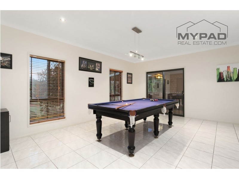 55 Vullers Drive, Greenbank QLD 4124