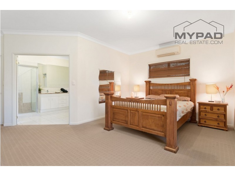 55 Vullers Drive, Greenbank QLD 4124