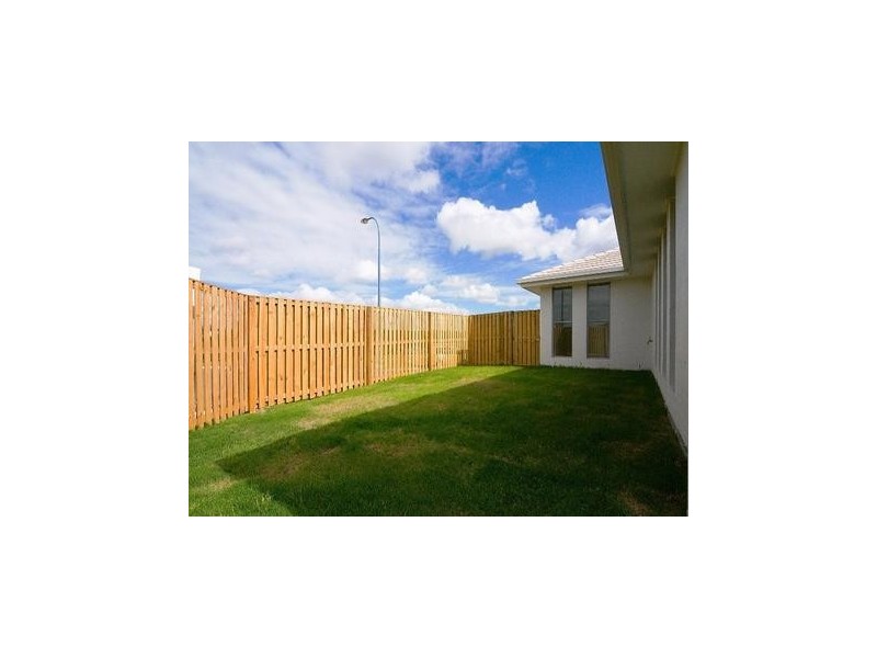 1 Murphy Court, Redbank Plains QLD 4301