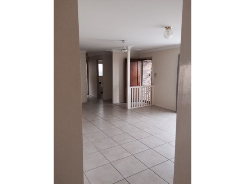 27 Rutyna Crescent, Crestmead QLD 4132