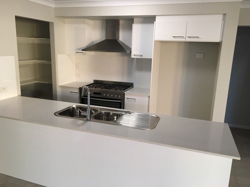 162 Darlington Drive, Yarrabilba QLD 4207