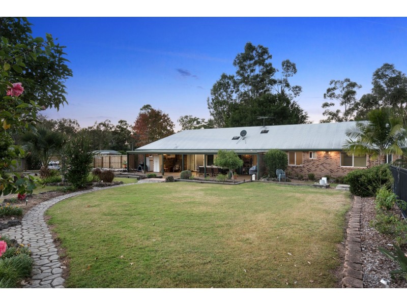 73 Jackeroo Court, Jimboomba QLD 4280