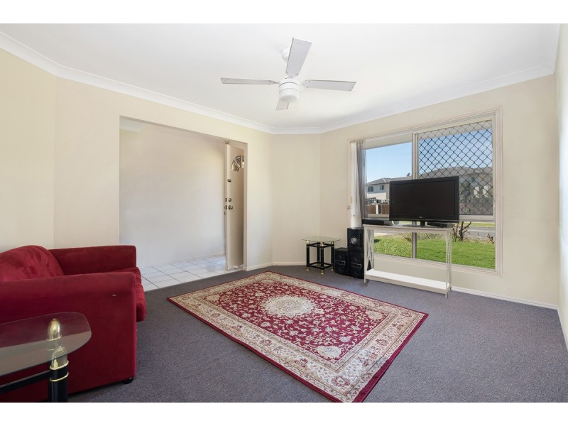 273 Henty Drive, Redbank Plains QLD 4301