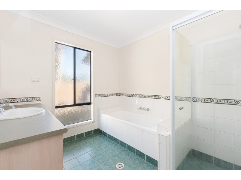 6 Tuckeroo Drive, Jimboomba QLD 4280