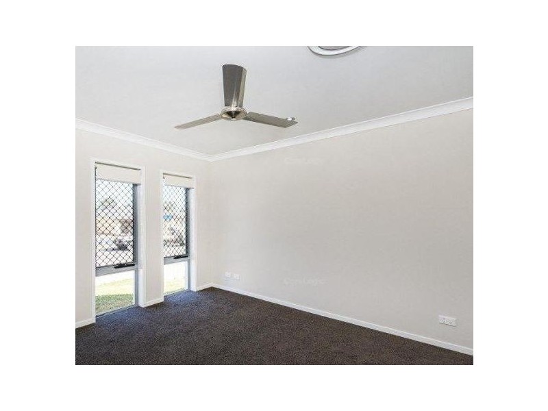 10 Shale Avenue, Logan Reserve QLD 4133