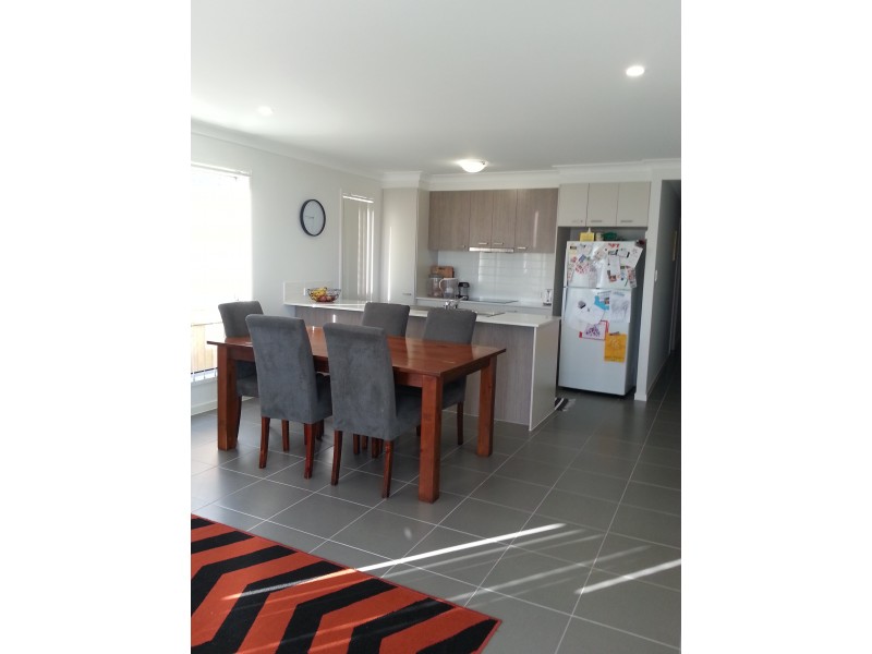 36 Mount Mee Street, Park Ridge QLD 4125