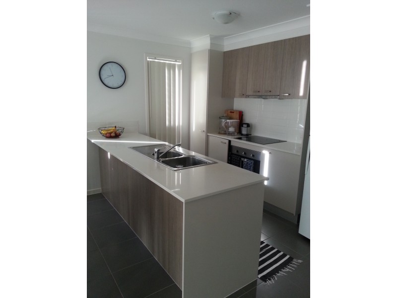 36 Mount Mee Street, Park Ridge QLD 4125