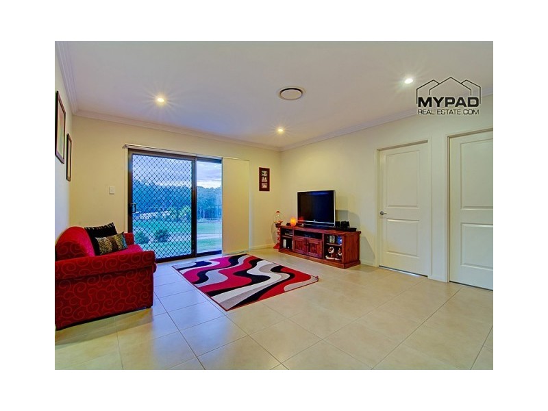 108 Platypus Dr, Greenbank QLD 4124