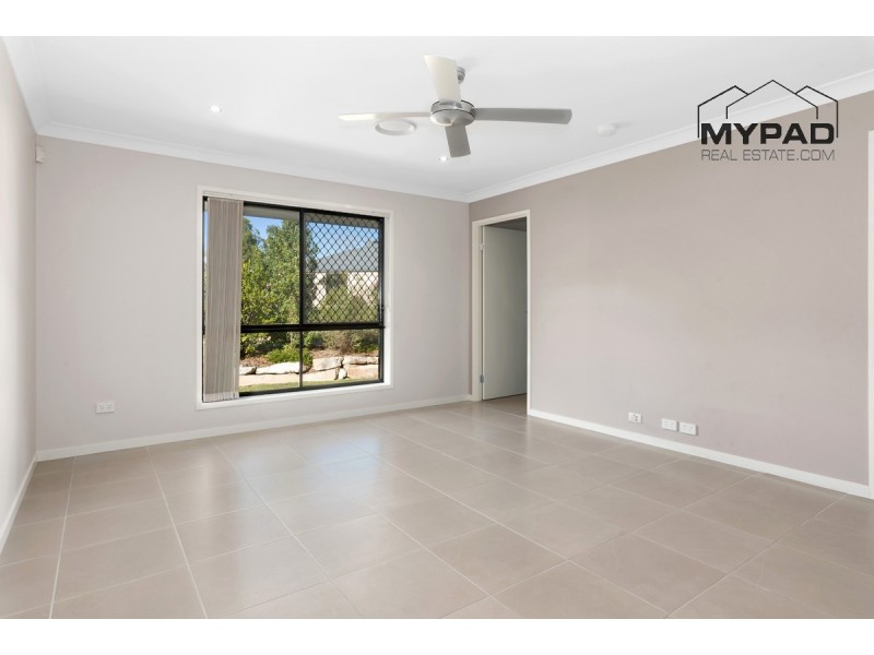39 Bluewing Court, Greenbank QLD 4124