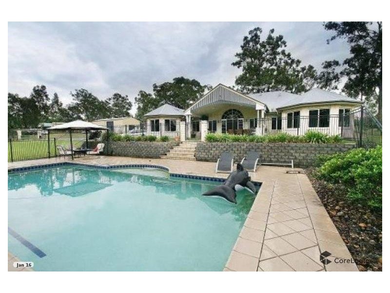 642 Middle Road, Greenbank QLD 4124