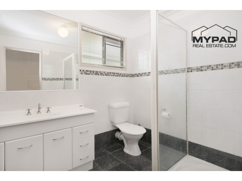 11 Short Street, Boronia Heights QLD 4124