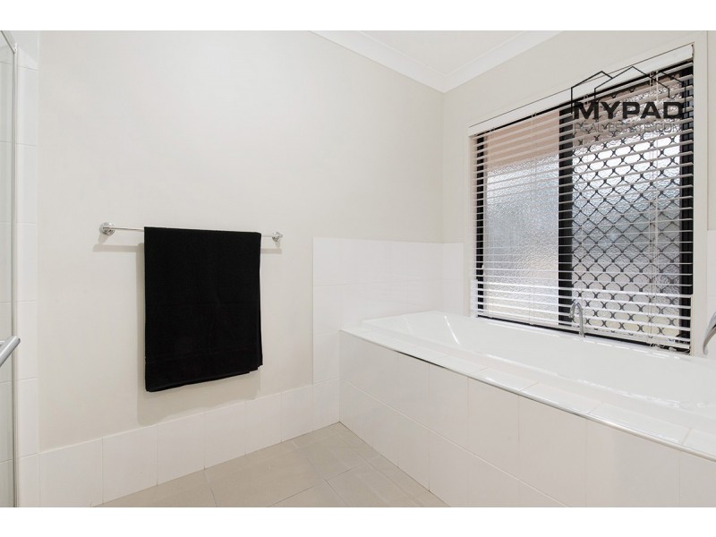 34 Bluewing Court, Greenbank QLD 4124