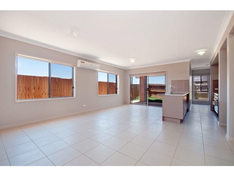 29 Orb St, Yarrabilba QLD 4207