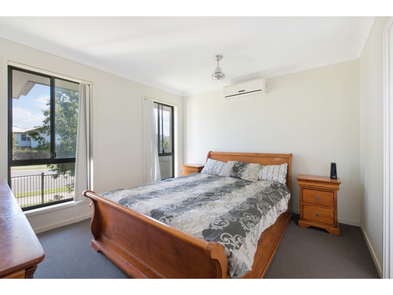 30 Grand Terrace, Waterford QLD 4133