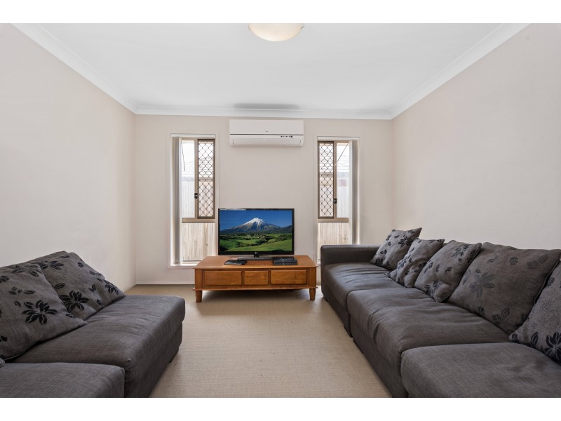 42 Colebrook  Crescent, Doolandella QLD 4077