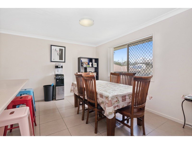 42 Colebrook  Crescent, Doolandella QLD 4077