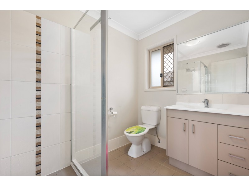 42 Colebrook  Crescent, Doolandella QLD 4077