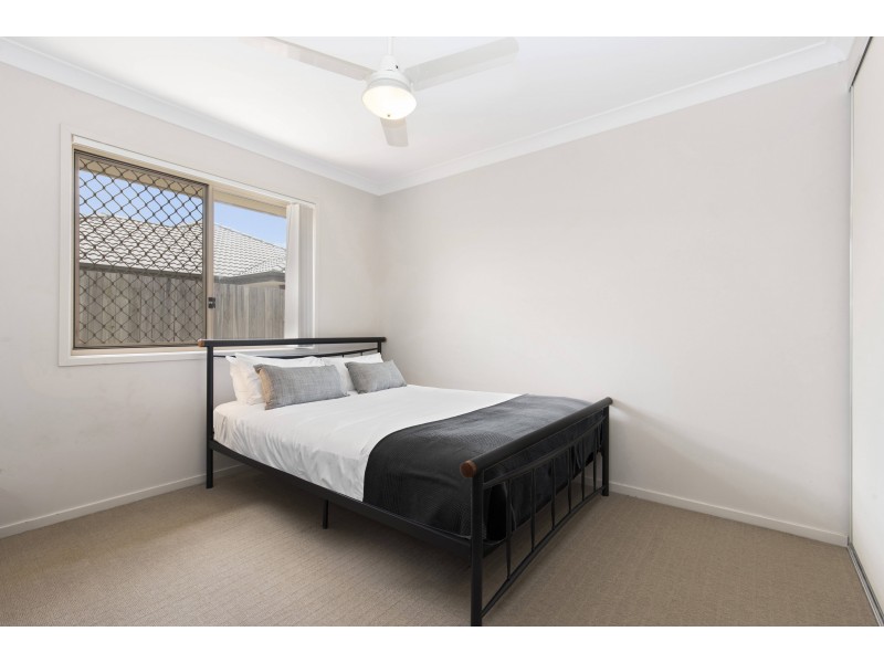 42 Colebrook  Crescent, Doolandella QLD 4077