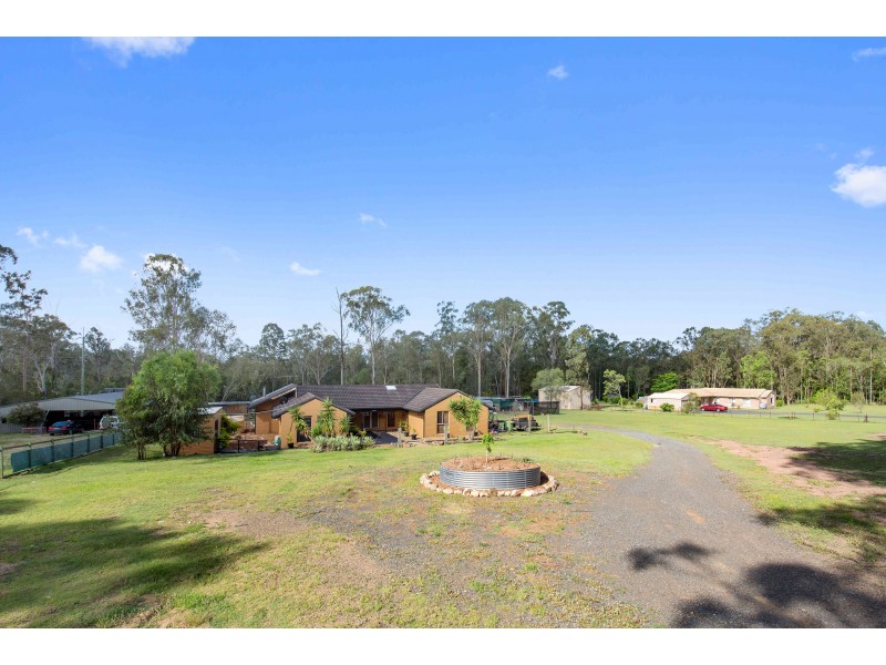 329-353 Scott Lane, North Maclean QLD 4280