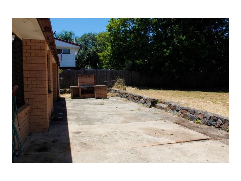 52 Alawoona Street, Redbank Plains QLD 4301