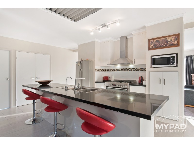 1 Sweet Myrtle Court, Jimboomba QLD 4280