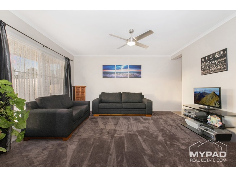1 Sweet Myrtle Court, Jimboomba QLD 4280