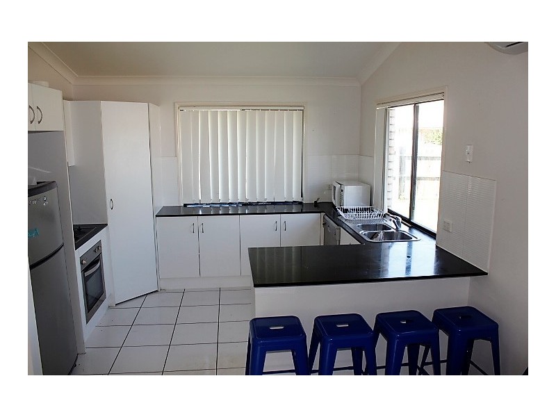 18 Lorikeet Way, Crestmead QLD 4132