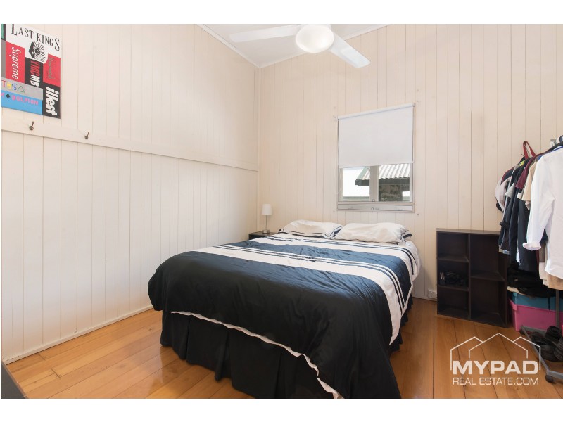 15 Chubb Street, One Mile QLD 4305