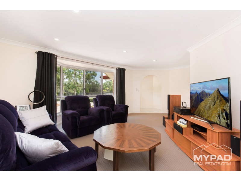 501 Middle Road, Greenbank QLD 4124