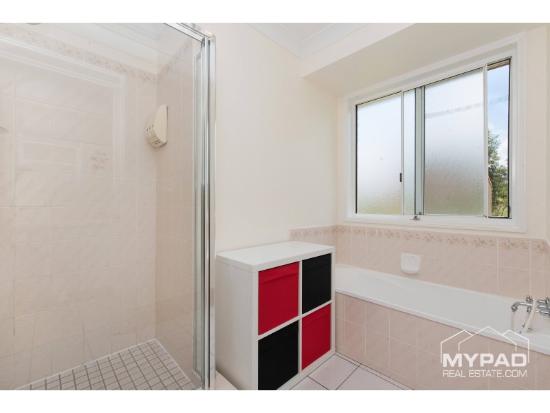 501 Middle Road, Greenbank QLD 4124