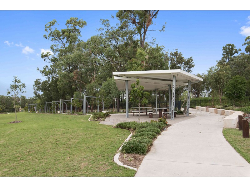 20 Mount Mee Street, Park Ridge QLD 4125