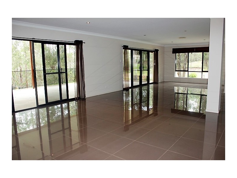 91 Devries Street, Pallara QLD 4110