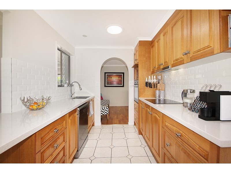 24 Raleigh Street, Springwood QLD 4127