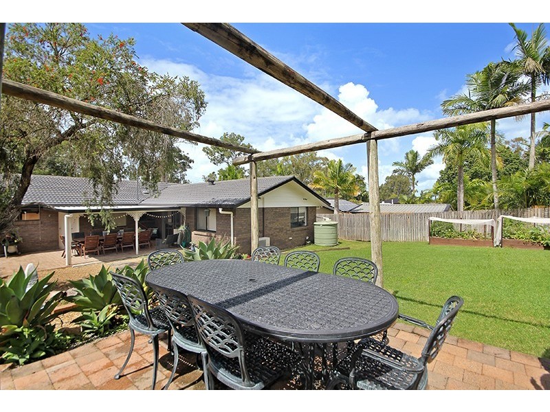 24 Raleigh Street, Springwood QLD 4127