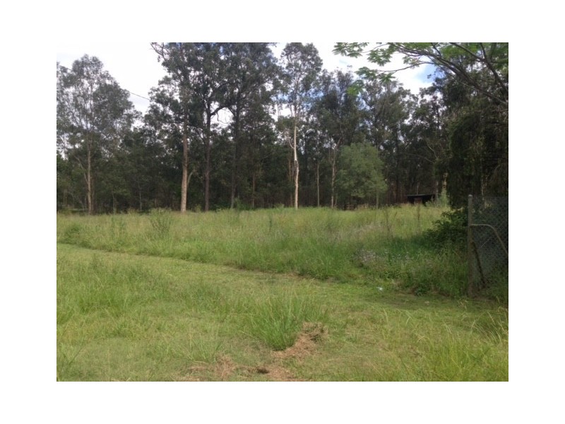 1/13 Cheviot Street, Greenbank QLD 4124