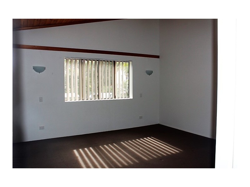 36 Dennis Road, Springwood QLD 4127