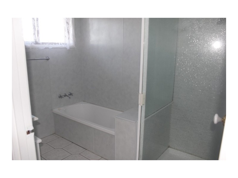 147 Green Road, Park Ridge QLD 4125