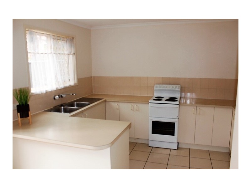 11/11 Damalis Street, Woodridge QLD 4114