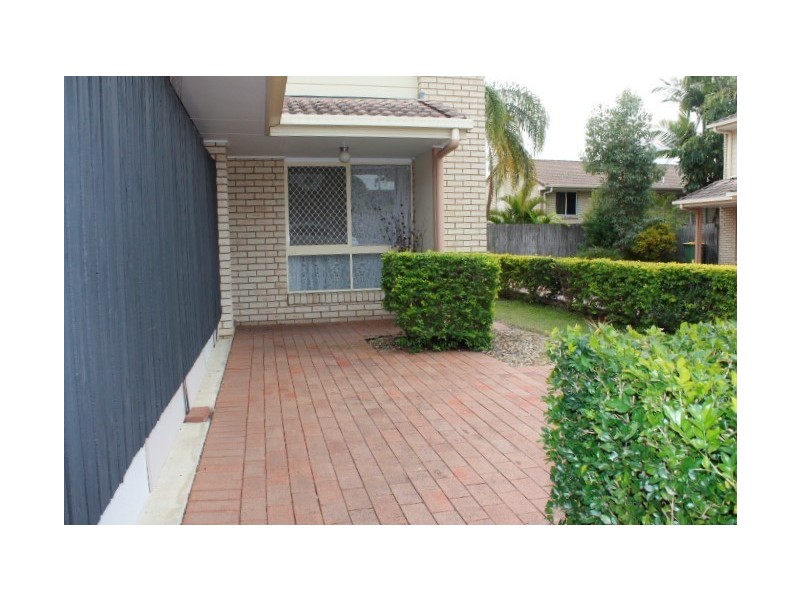 11/11 Damalis Street, Woodridge QLD 4114