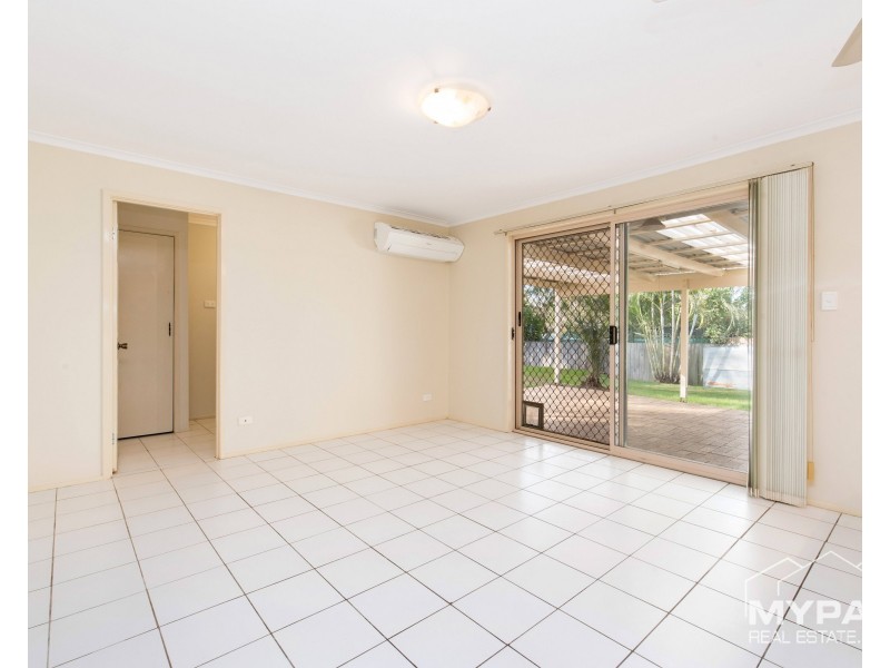 26 Gingko Crescent, Regents Park QLD 4118
