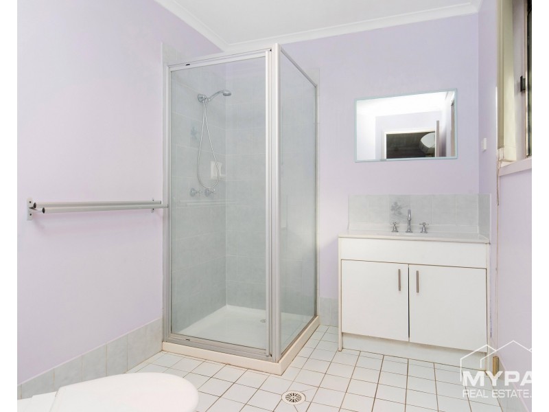 26 Gingko Crescent, Regents Park QLD 4118