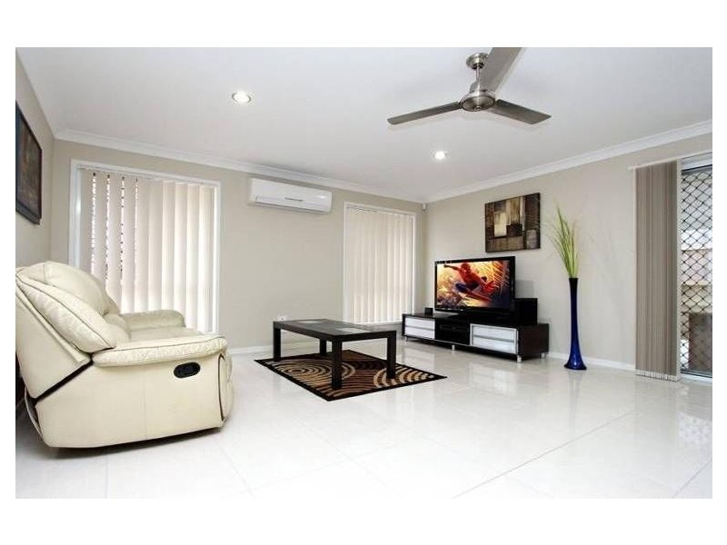 7 Hopman Way, Springfield Lakes QLD 4300