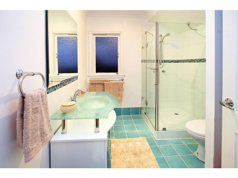 10 Embie Street, Holland Park West QLD 4121