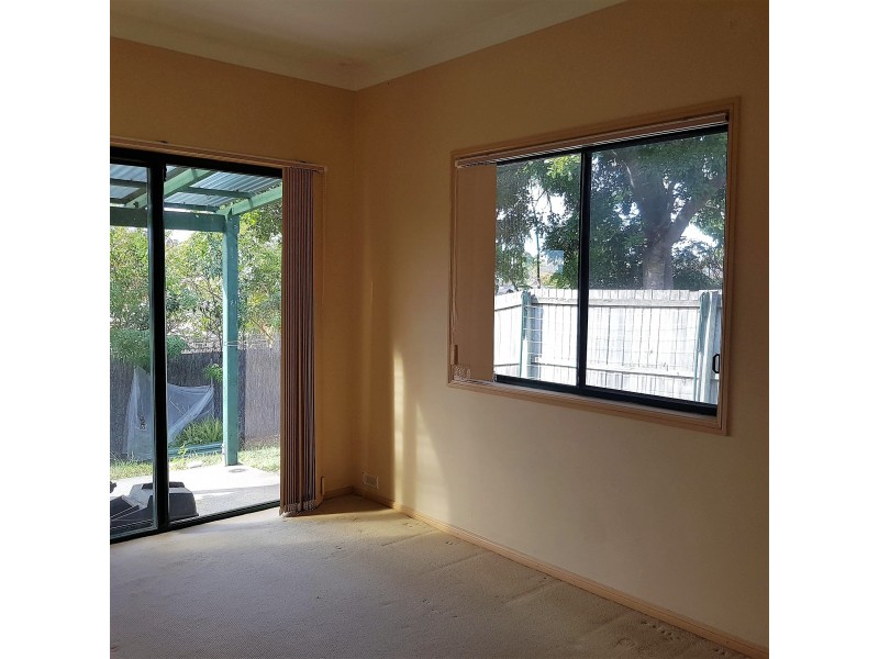 2/51 Kumbari Avenue, Southport QLD 4215