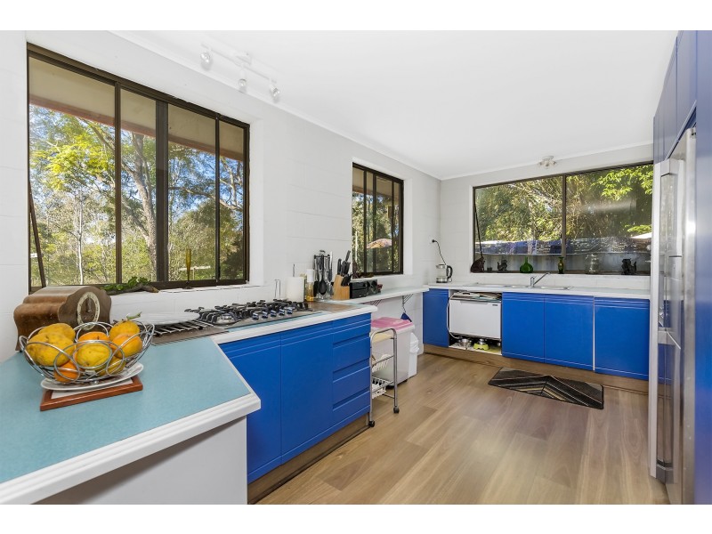 180-182 Sharon Drive, North Maclean QLD 4280